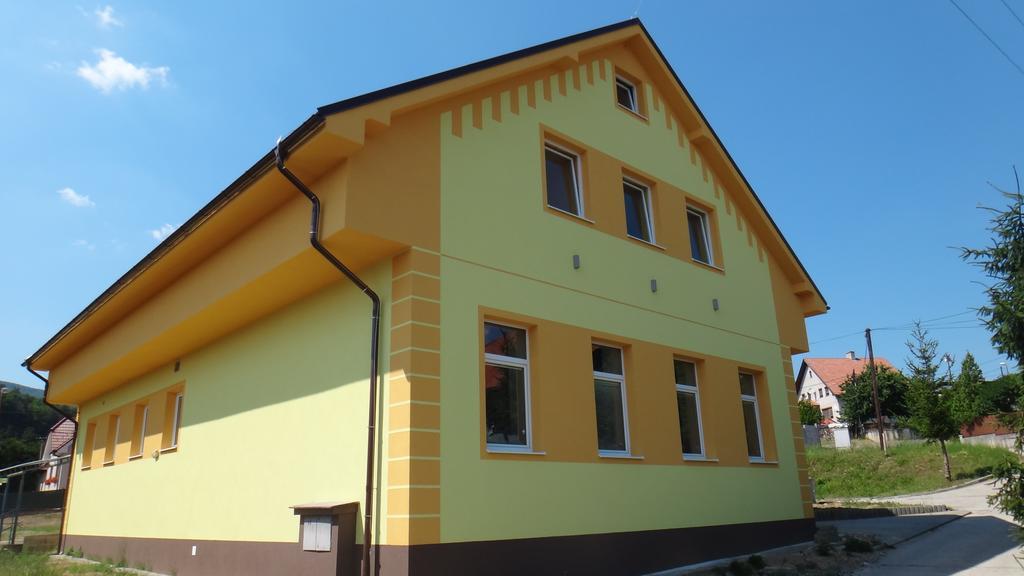 Penzion Melodia Kanianka Exteriör bild